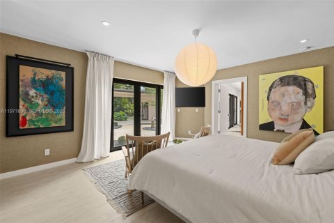 House in Miami Shores, Florida 5 bedrooms № 2033492 - photo 5