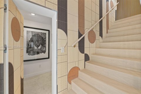 House in Miami Shores, Florida 5 bedrooms № 2033492 - photo 10