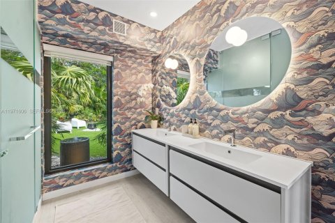 House in Miami Shores, Florida 5 bedrooms № 2033492 - photo 8