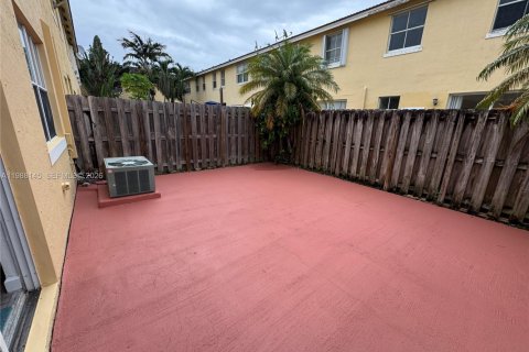 Купить таунхаус в Майами, Флорида 3 спальни, 164.9м2, № 2049031 - фото 24