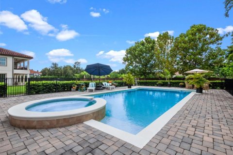 House in Windermere, Florida 6 bedrooms, 590.39 sq.m. № 1915907 - photo 3