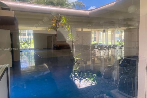 Copropriété à vendre à Miami, Floride: 2 chambres, 103.68 m2 № 1794017 - photo 29