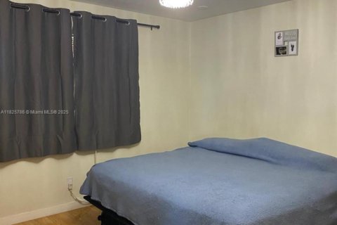 Copropriété à vendre à Miami, Floride: 2 chambres, 103.68 m2 № 1794017 - photo 12