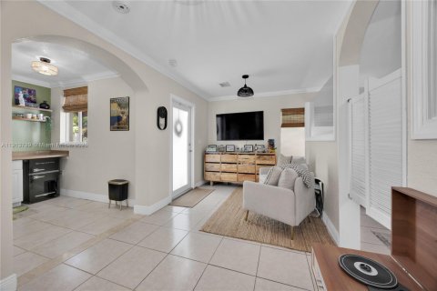 Immobilier commercial à vendre à Miami, Floride: 188.59 m2 № 1968494 - photo 16