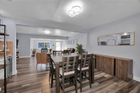 Immobilier commercial à vendre à Miami, Floride: 188.59 m2 № 1968494 - photo 25