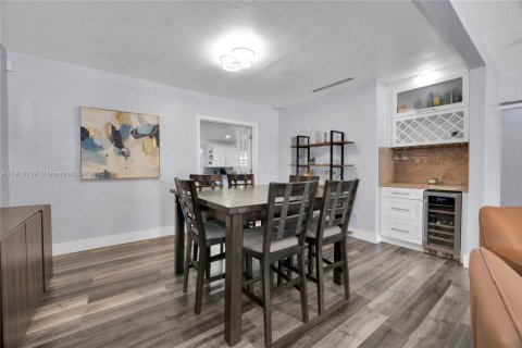 Immobilier commercial à vendre à Miami, Floride: 188.59 m2 № 1968494 - photo 24