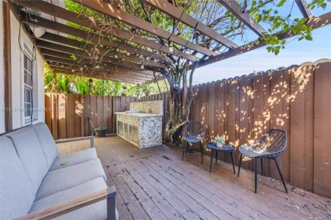 Immobilier commercial à vendre à Miami, Floride: 188.59 m2 № 1968494 - photo 28