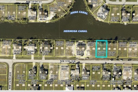 Terreno en venta en Cape Coral, Florida № 1243509 - foto 6