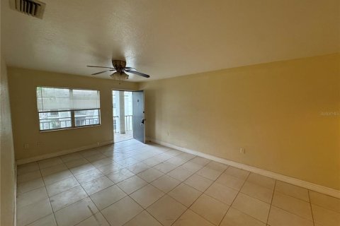 Condominio en alquiler en Tampa, Florida, 1 dormitorio, 59.83 m2 № 1825324 - foto 3