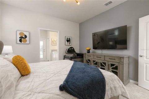 Villa ou maison à louer à Davenport, Floride: 7 chambres, 304.81 m2 № 2387379 - photo 11