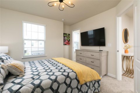 Villa ou maison à louer à Davenport, Floride: 7 chambres, 304.81 m2 № 2387379 - photo 16