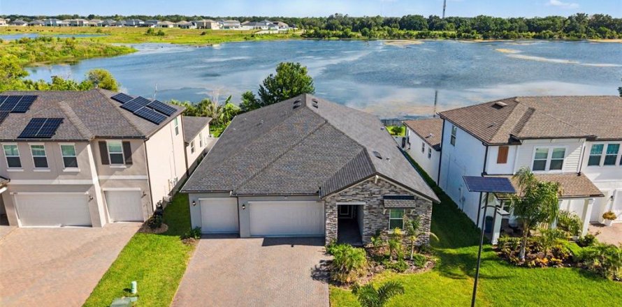 Casa en Riverview, Florida 4 dormitorios, 244.52 m2 № 2206521