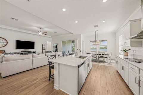 Casa en venta en Riverview, Florida, 4 dormitorios, 244.52 m2 № 2206521 - foto 8