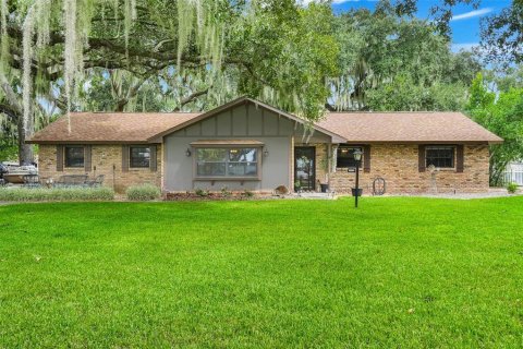 Casa en venta en Tavares, Florida, 3 dormitorios, 157.66 m2 № 2387548 - foto 2