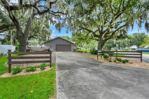 Casa en venta en Tavares, Florida, 3 dormitorios, 157.66 m2 № 2387548 - foto 3