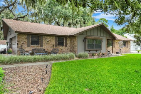 Casa en Tavares, Florida 3 dormitorios, 157.66 m2 № 2387548