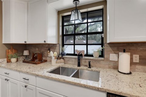 Casa en venta en Tavares, Florida, 3 dormitorios, 157.66 m2 № 2387548 - foto 22