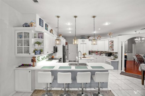 Casa en venta en Trinity, Florida, 4 dormitorios, 235.14 m2 № 2166896 - foto 8
