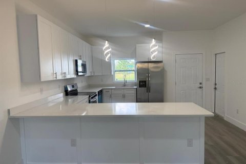 Commercial property in Sebring, Florida 6 bedrooms, 308.81 sq.m. № 2418865 - photo 10