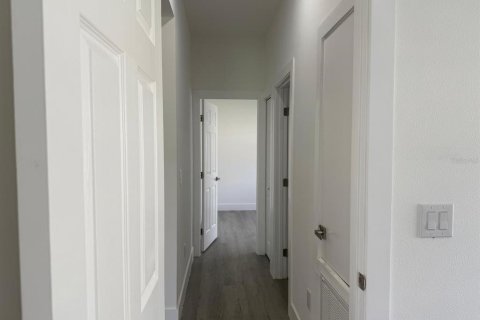 Commercial property in Sebring, Florida 6 bedrooms, 308.81 sq.m. № 2418865 - photo 11