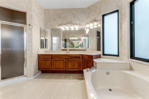 Купить виллу или дом в Дейви, Флорида 5 спален, 320.88м2, № 2245938 - фото 22