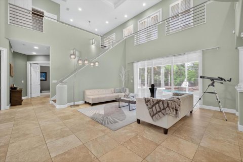 House in Tarpon Springs, Florida 5 bedrooms, 472.13 sq.m. № 1854566 - photo 15