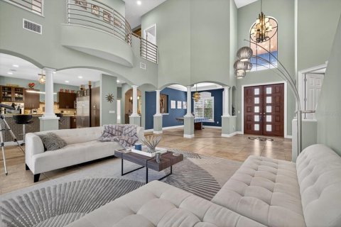 House in Tarpon Springs, Florida 5 bedrooms, 472.13 sq.m. № 1854566 - photo 16