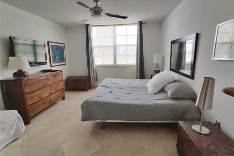 Condominio en alquiler en Aventura, Florida, 2 dormitorios, 109.62 m2 № 2013739 - foto 13