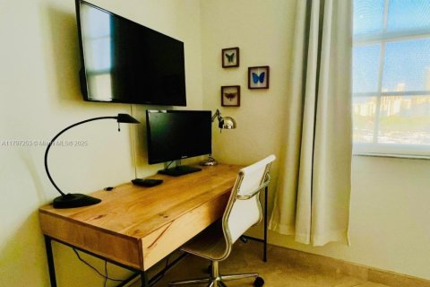 Condominio en alquiler en Aventura, Florida, 2 dormitorios, 109.62 m2 № 2013739 - foto 17