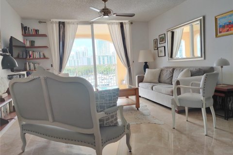 Condominio en alquiler en Aventura, Florida, 2 dormitorios, 109.62 m2 № 2013739 - foto 3