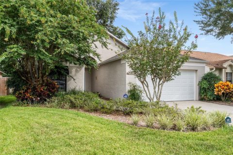 House in Lake Mary, Florida 3 bedrooms, 125.05 sq.m. № 1841784 - photo 2