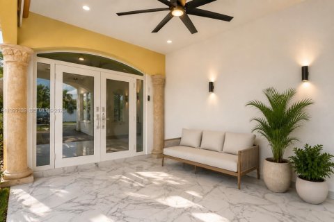 Casa en venta en Homestead, Florida, 4 dormitorios, 282.79 m2 № 2267618 - foto 18