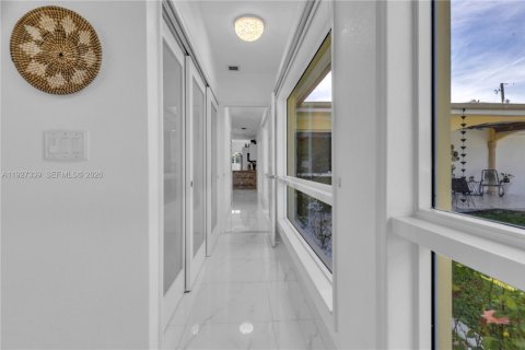 Casa en venta en Homestead, Florida, 4 dormitorios, 282.79 m2 № 2267618 - foto 5