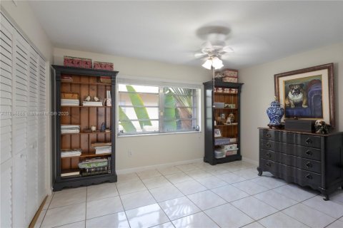 Copropriété à louer à Miami, Floride: 2 chambres, 86.68 m2 № 1947259 - photo 13