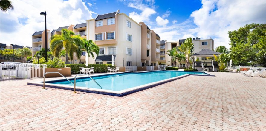 Condo à Miami, Floride, 2 chambres  № 1947259