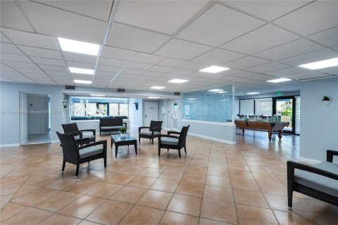 Copropriété à louer à Miami, Floride: 2 chambres, 86.68 m2 № 1947259 - photo 17