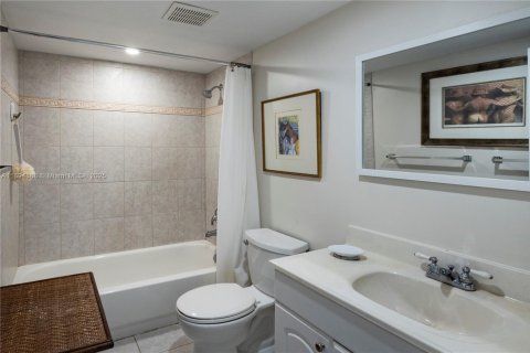Copropriété à louer à Miami, Floride: 2 chambres, 86.68 m2 № 1947259 - photo 14