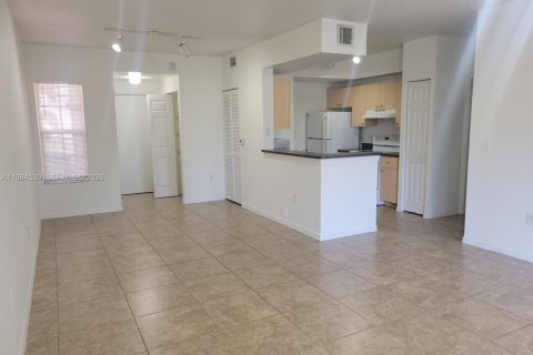 Copropriété à vendre à Miramar, Floride: 1 chambre, 78.97 m2 № 2047223 - photo 2