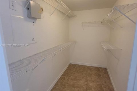 Copropriété à vendre à Miramar, Floride: 1 chambre, 78.97 m2 № 2047223 - photo 19