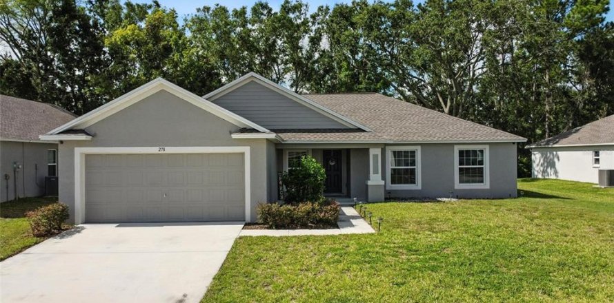 House in Eagle Lake, Florida 3 bedrooms, 166.3 sq.m. № 1840233