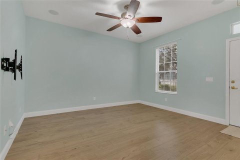 Adosado en alquiler en Groveland, Florida, 4 dormitorios, 158.49 m2 № 1866428 - foto 6