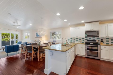 Villa ou maison à vendre à Anna Maria, Floride: 3 chambres, 134.43 m2 № 1879440 - photo 8