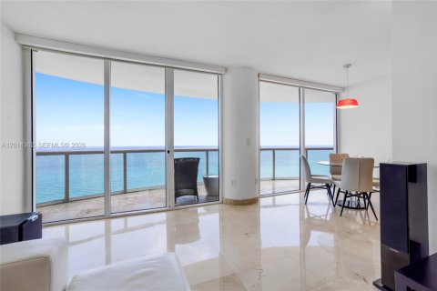 Copropriété à louer à Miami Beach, Floride: 2 chambres, 129.32 m2 № 2076446 - photo 5