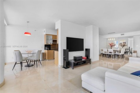 Copropriété à louer à Miami Beach, Floride: 2 chambres, 129.32 m2 № 2076446 - photo 10