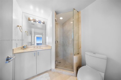 Copropriété à louer à Miami Beach, Floride: 2 chambres, 129.32 m2 № 2076446 - photo 30