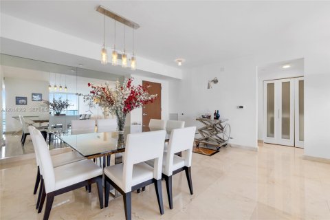 Copropriété à louer à Miami Beach, Floride: 2 chambres, 129.32 m2 № 2076446 - photo 14