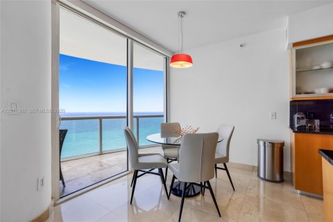 Copropriété à louer à Miami Beach, Floride: 2 chambres, 129.32 m2 № 2076446 - photo 6