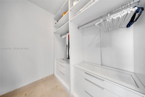 Copropriété à louer à Miami Beach, Floride: 2 chambres, 129.32 m2 № 2076446 - photo 26