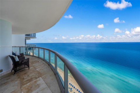 Copropriété à louer à Miami Beach, Floride: 2 chambres, 129.32 m2 № 2076446 - photo 4