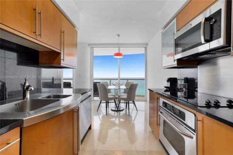 Copropriété à louer à Miami Beach, Floride: 2 chambres, 129.32 m2 № 2076446 - photo 18